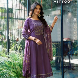 Vente en gros de mitaines en soie modale Kurti d'Inde vêtements indiens et pakistanais avec le beau design muskaan - Product Image 5