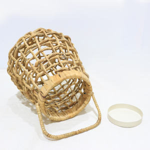 Lanterne en bambou faite à la main de l'usine Artex Dong Thap Bougeoir rustique écologique pour les décorations d'événements spéciaux intérieurs/extérieurs - Product Image 5