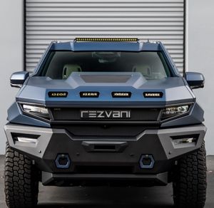 Camión Todoterreno Razzvaani Usado, Listo para Enviar, Vehículo Blindado, Grado Industrial DIY OEM con 1 Año de Garantía - Product Image 1