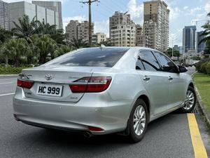 Toyota Camry 2.0G Premium Edition 2015, boîte automatique, intérieur clair, sièges en tissu, pneus R17, véhicule à énergie nouvelle - Product Image 2