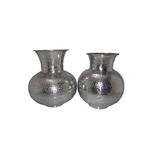 Wedding Table Centerpieces Metal Flower <b>Vases</b> Hot Sale Antique Finishing Flower <b>Vase</b> Best Selling Custom Design Flower <b>Vase</b> - Product Image 4