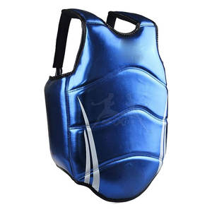 อุปกรณ์ป้องกันหน้าอกตาข่ายระบายอากาศพร้อมสายรัดปรับระดับได้อุปกรณ์ป้องกันหน้าอกสำหรับศิลปะการต่อสู้และการฝึกออกกำลังกาย - Product Image 1