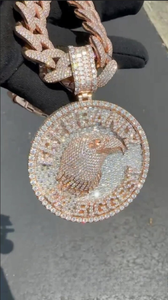 Medallón con Cabeza de Águila y Diamantes Moissanite, Chapado en Oro Rosa, Joyería de Lujo Estilo Hip Hop - Product Image 2