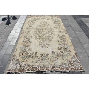 Alfombra de lana clásica Beige marrón de 4,9x8,7 pies, diseño de retazos turco para entrada, sala de estar o dormitorio, respaldo de látex - Product Image 1