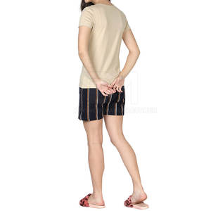 100% Polyester Slim Fit manches courtes col rond femmes ensemble couleur personnalisée T-Shirts et Shorts femmes ensemble - Product Image 4