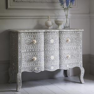 Superbe coffre à 9 tiroirs en incrustation d'os pour le salon et la décoration d'invités. - Product Image 3