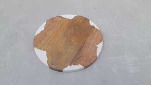 ELEVATE Juego de 4 posavasos de madera de acacia de resina Almohadillas de madera de resina epoxi para bebidas - Product Image 4