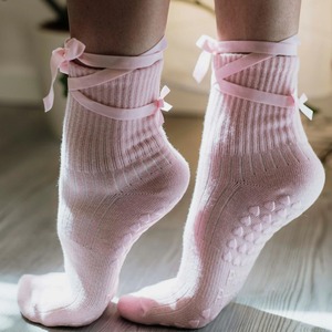 Vietnam Factory Custom Logo Strap Bow <b>Grip</b> <b>Socks</b> for Pilates Yoga Barre High-Quality Cotton Comfort Terry Sole Cute Design - Product Image 1