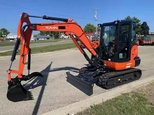 Mini pelle KX040-4 Kubota d'occasion bon marché en excellent état avec une expédition rapide et le meilleur prix disponible maintenant - Product Image 5