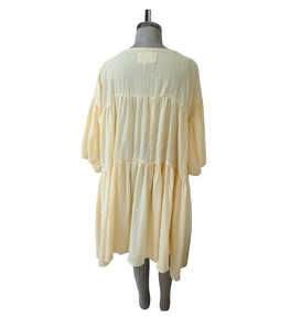 Vestido de verano ligero y fluido amarillo para damas Vestido corto colorido de talla grande para mujer - Product Image 3