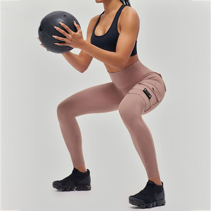 Fabricante nuevo diseño personalizado ropa deportiva Mid Solid Cargo Fitness Yoga pantalones bolsillos transpirable ecológico Yoga de mujer - Product Image 3