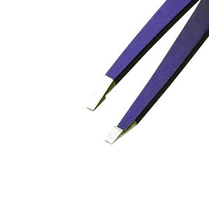 Pinzas de cejas de acero inoxidable de precisión de marca elegante personalizada para dar forma, duraderas y fáciles de usar - Product Image 6