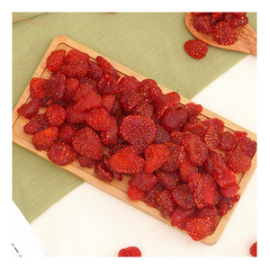 Fraises séchées douces avec longue durée de conservation et tranches tendres pour les fabricants d'aliments utilisant des fraises séchées douces vietnamiennes - Product Image 2