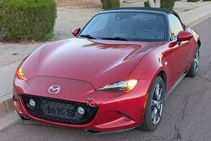 Mazda MX-5 Miata Grand Touring 2016 USADO con Volante a la Izquierda/Derecha - Product Image 3