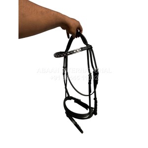 Brida de caballo de doma anatómica de cuero de primera calidad con relleno suave y herrajes de acero inoxidable Diseño personalizado - Product Image 3