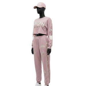 Ensemble haut court et pantalon pour femme, qualité supérieure, molleton en coton mélangé 280 GSM, toucher doux, style panneau, logo personnalisé, ensembles pour femmes - Product Image 4