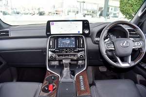 Oferta con Gran Descuento 2024 Lexus LX 600 Auto Deportivo de Lujo 4x4 / Volante a la Derecha - Product Image 5