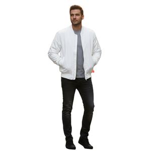 Veste en soie épaisse rembourrée de coton pour homme, de qualité supérieure et avec option de personnalisation. - Product Image 2