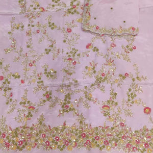 Costumes modernes en soie brodés à la main non cousus pour femmes Style traditionnel indien tendance pour les fêtes - Product Image 1