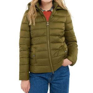 OEM Mujeres Puffer Jacket Venta al por mayor Uso al aire libre Poliéster Soporte de las mujeres Puffer - Product Image 1