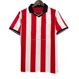 Personaliza tu Uniforme de Fútbol de Manga Corta con Cuello en V, Antibacterial, de Secado Rápido y Transpirable, 100% Poliéster, Alta Calidad, Venta al Por Mayor 24-25 - Product Image 1