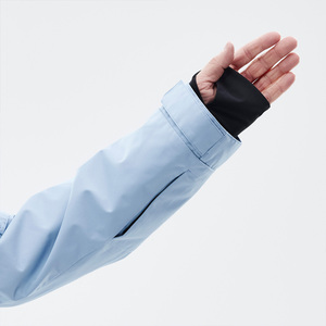 Chaqueta de esquí impermeable de diseño personalizado para hombre OEM con opciones de impresión y etiquetado de logotipo de material transpirable - Product Image 4