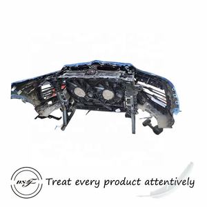 Pour Lamborghini URUS : Ensemble de calandre avant performance avec contour de pare-chocs avant pour dissipation thermique (compatible Maserati) - Product Image 3