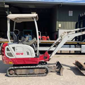 EXCAVADORA TAKEUCHI TB216 DE ALTO RENDIMIENTO - Product Image 2