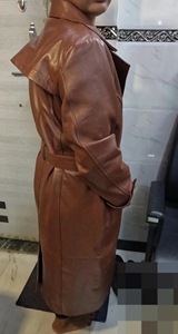 Abrigo de Cuero Tipo Gabardina para Mujer, Piel de Oveja Genuina, Color Marrón, Abrigo Largo de Invierno - Product Image 3