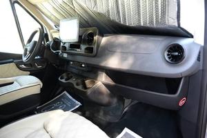 Mercedes-Benz Sprinter 3500XD 2021-2022, Furgoneta de Lujo con Motor Turbodiésel V6, Impecable, Lista para Entrega - Product Image 5