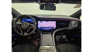 Mercedes-Benz EQS 450 4MATIC Berline 2024 Certifiée, État Impeccable, Boîte Automatique, Conduite à Gauche, Cuir Foncé, Turbo Électrique, Transmission Intégrale - Product Image 3