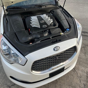 EXTRÊMEMENT PROPRE 2015 pour K900 LUXURY CONDUITE À GAUCHE 5 PLACES V8 - Product Image 1