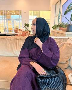 Hiver Modestes Abayas en velours côtelé avec robes tendance Vêtements traditionnels musulmans Accessoires - Product Image 1