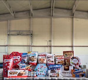 ช็อกโกแลตบิทเทอร์สวีทผสมถั่ว บูเอโน่ ทีทูเอ็กซ์30 แท้ 100% จากฝรั่งเศส สำหรับซูเปอร์มาร์เก็ตและผู้จัดจำหน่าย - Product Image 2