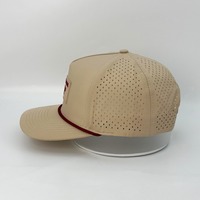 Sombrero de golf con diseño de cuerda Estilo perforado Gorra de béisbol de 5 paneles Gorra deportiva impermeable Logotipo personalizado Borde de corte láser OEM ODM