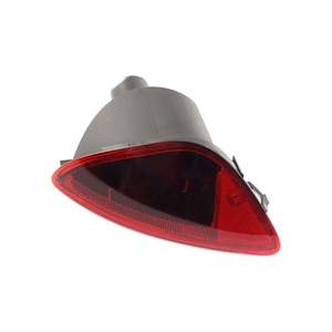 Luz antiniebla del parachoques trasero y lado derecho compatible con Renault Clio MK3 OEM 8200776054 - Product Image 1