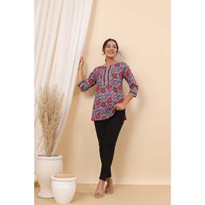 เสื้อถักผู้หญิงอุลฟัต ฮุสน่าสีน้ำเงินแซฟไฟร์พิมพ์ลาย - Product Image 4