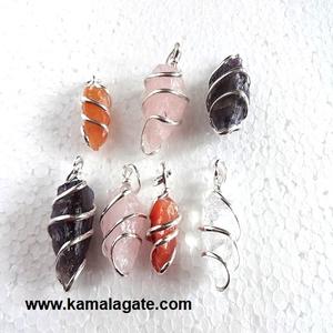 Collar con colgante de punto de cristal de cuarzo natural, envoltura de alambre de racimo crudo, piedra curativa Reiki chapada con dijes de patrón de flecha - Product Image 2