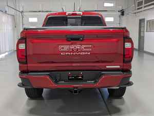 Camioneta GMC Canyon 2024, 2WD Elevation RWD, Cabina Doble, Como Nueva - Product Image 4