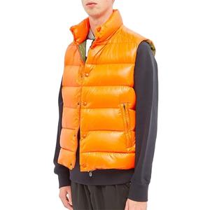 100% poliéster hombres chaleco acolchado liso cremallera hasta moda invierno chalecos ropa de calle chaleco acolchado para hombres - Product Image 1