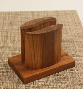 Elegante servilletero de madera ecológico para mesa de comedor rústica cocina boda granja restaurante cafetería - Product Image 1