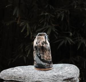 Tasse à corne Signature par Crescent Crafts Un chef-d 'œuvre artisanal de sophistication rustique par l'artisanat du croissant - Product Image 1