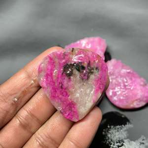 อัญมณีสีชมพูอัญมณีแคลไซต์โคบอลต์ธรรมชาติ100% อัญมณีแคลไซต์สำหรับทำเครื่องประดับอัญมณีแคลไซต์โคบอลต์แบบหลวม - Product Image 2