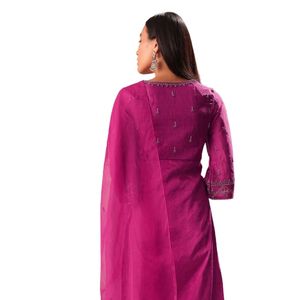 Conjunto Kurta Palazzo bordado a mano rosa fucsia, venta al por mayor de ropa étnica para mujer, proveedor de fábrica de ropa OEM, traje de fiesta personalizado - Product Image 5