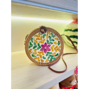 Bolso Redondo de Ratán Hecho a Mano con Incrustaciones de Madreperla Vintage, Estilo Boho con Diseño Floral, para Viajes y Playa, Artículo de Moda - Product Image 5