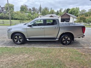 Auto usate completamente disponibili in magazzino: <span class=keywords><strong>Mazda</strong></span> BT-50 <span class=keywords><strong>B2500</strong></span> GTX D/C W/S 3.0DT pickup del 2022, pronta per la spedizione. - Product Image 5