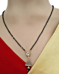 Mangalsutra de oro artificial de calidad superior para novia con hermoso colgante para mujeres casadas a los mejores precios - Product Image 1