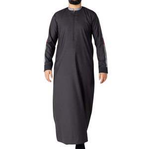 Thobe gris anthracite pour homme, Jubba saoudienne moderne, robe islamique à manches longues, Dishdasha arabe pour homme, robe Kandura minimaliste - Product Image 1