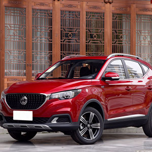 El MG ZS 2020, el Modelo Más Vendido a Nivel Mundial, Edición con Techo Panorámico de 65 Pulgadas, Motor 1.5L Manual, es un SUV Compacto. - Product Image 1