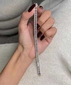 กำไลข้อมือและกำไลข้อมือเทนนิสประดับเพชรโมอิสสีเงินสเตอร์ลิงสี S925 - Product Image 4